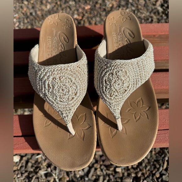 Skechers Cali Women's Beverlee Wedge Sandal EUC SZ 11 - Picture 1 of 10